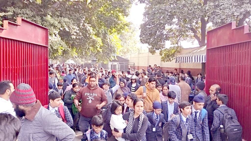 Jalandhar 11 schools in Jalandhar threatened to be bombed School administration sends children home